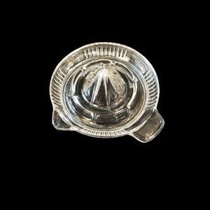 Vintage Clear Glass Hand Juicer Citrus Reamer w Pour Spout Handle